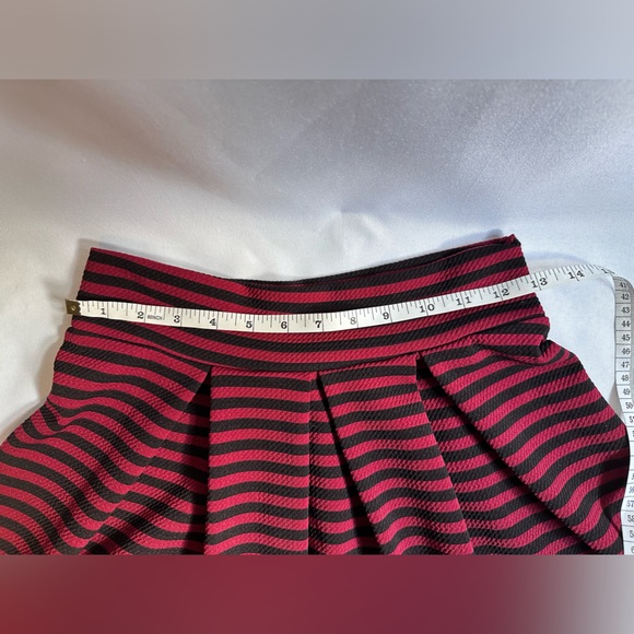 SIRENS Women’s Stripped Skater Skirt - Picture 3 of 5